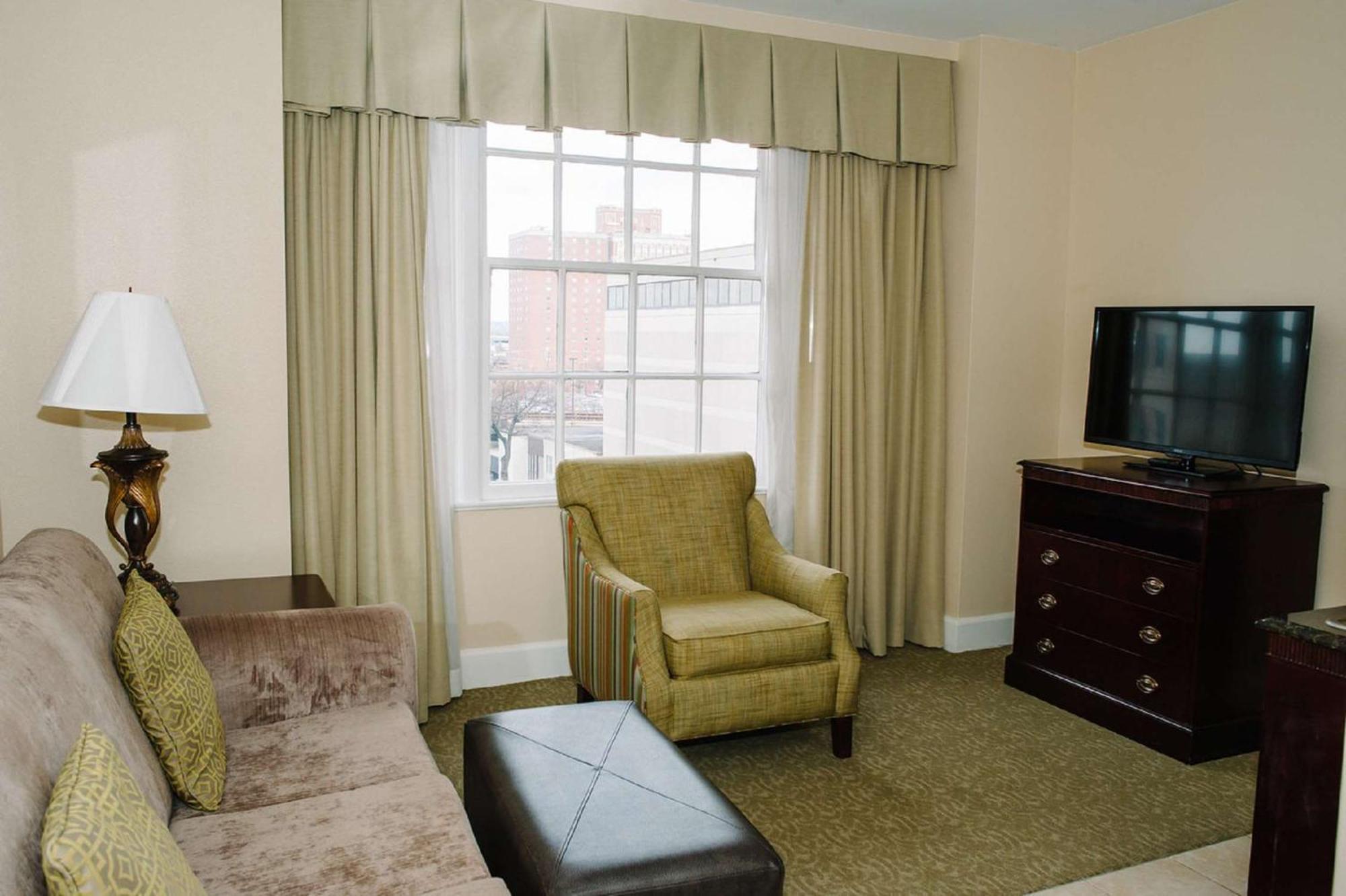 Hampton Inn & Suites Birmingham-Downtown-Tutwiler מראה חיצוני תמונה